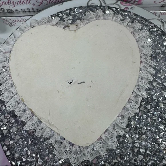 Jewelry key holder hooks handmade Floral Heart-Shaped Cushion with Lace Trim - Picture 8 of 8